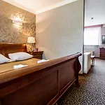 Diament Katowice - Siemianowice 3* Siemianowice Śląskie