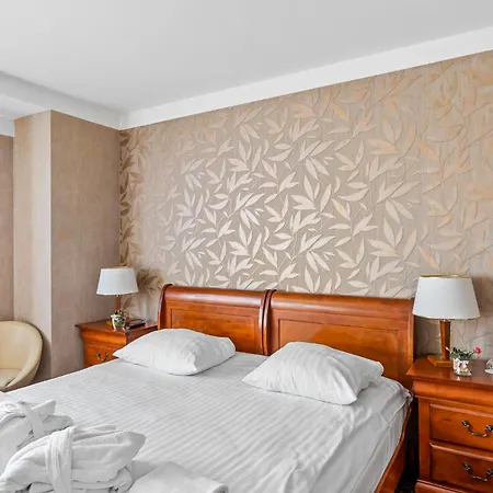 Готель Diament Katowice - Siemianowice 3*
