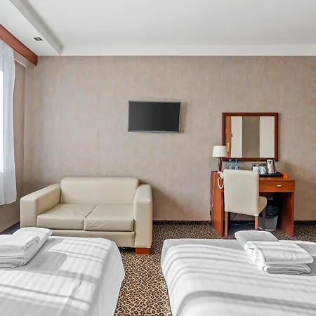 ホテル Diament Katowice - Siemianowice